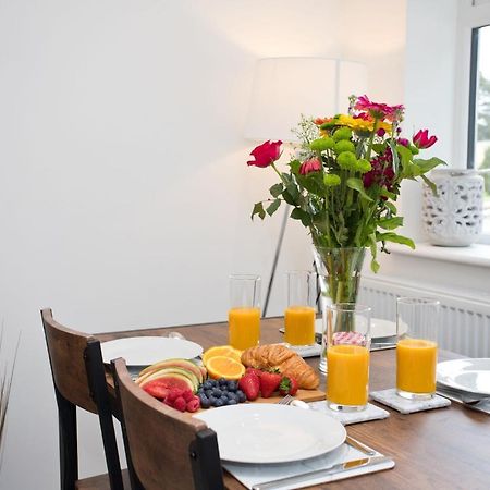 The Bearded Goat Den - A Rural Retreat At This Modern Holiday Cottage Saint Leonards Exteriör bild