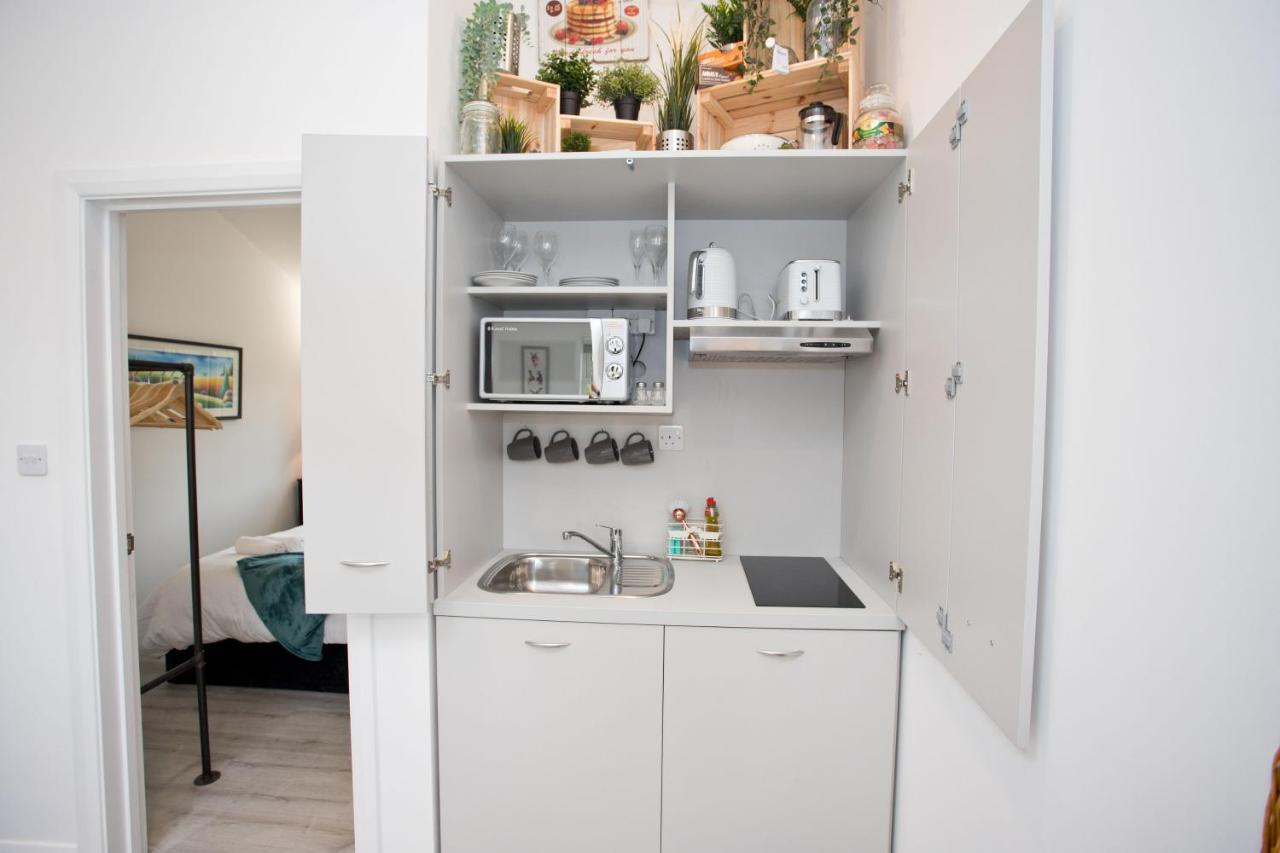 The Bearded Goat Den - A Rural Retreat At This Modern Holiday Cottage Saint Leonards Exteriör bild