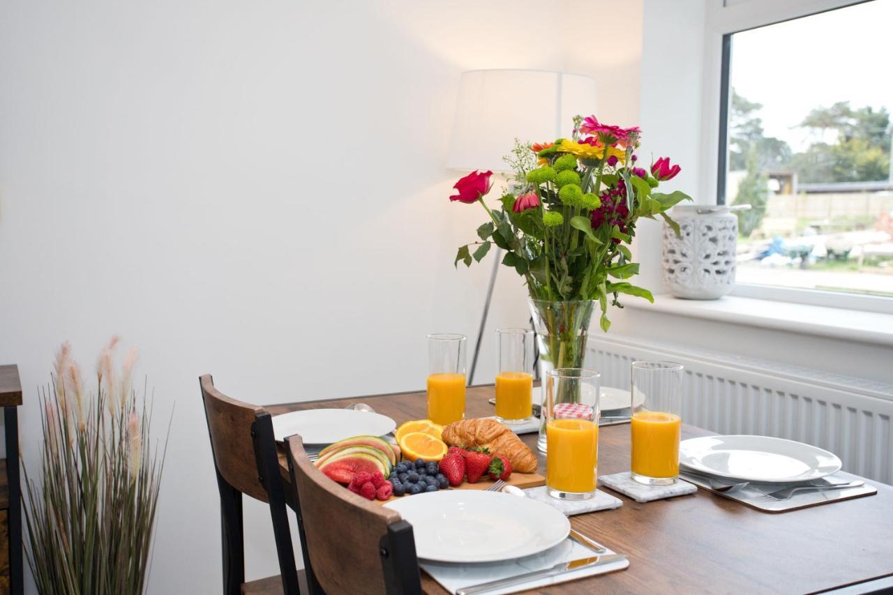 The Bearded Goat Den - A Rural Retreat At This Modern Holiday Cottage Saint Leonards Exteriör bild