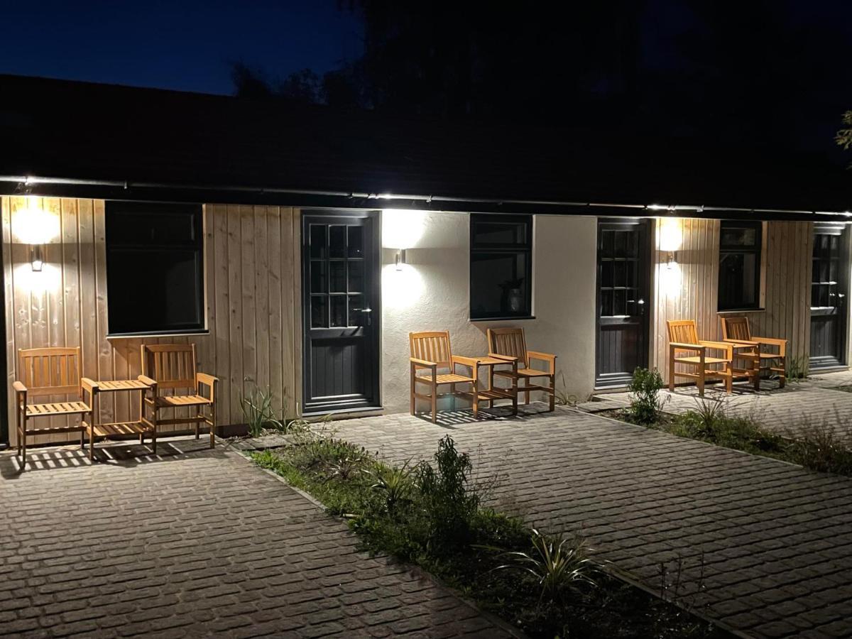 The Bearded Goat Den - A Rural Retreat At This Modern Holiday Cottage Saint Leonards Exteriör bild